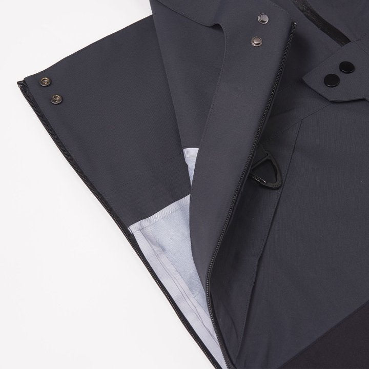 26-27　3L シェルビブパンツ