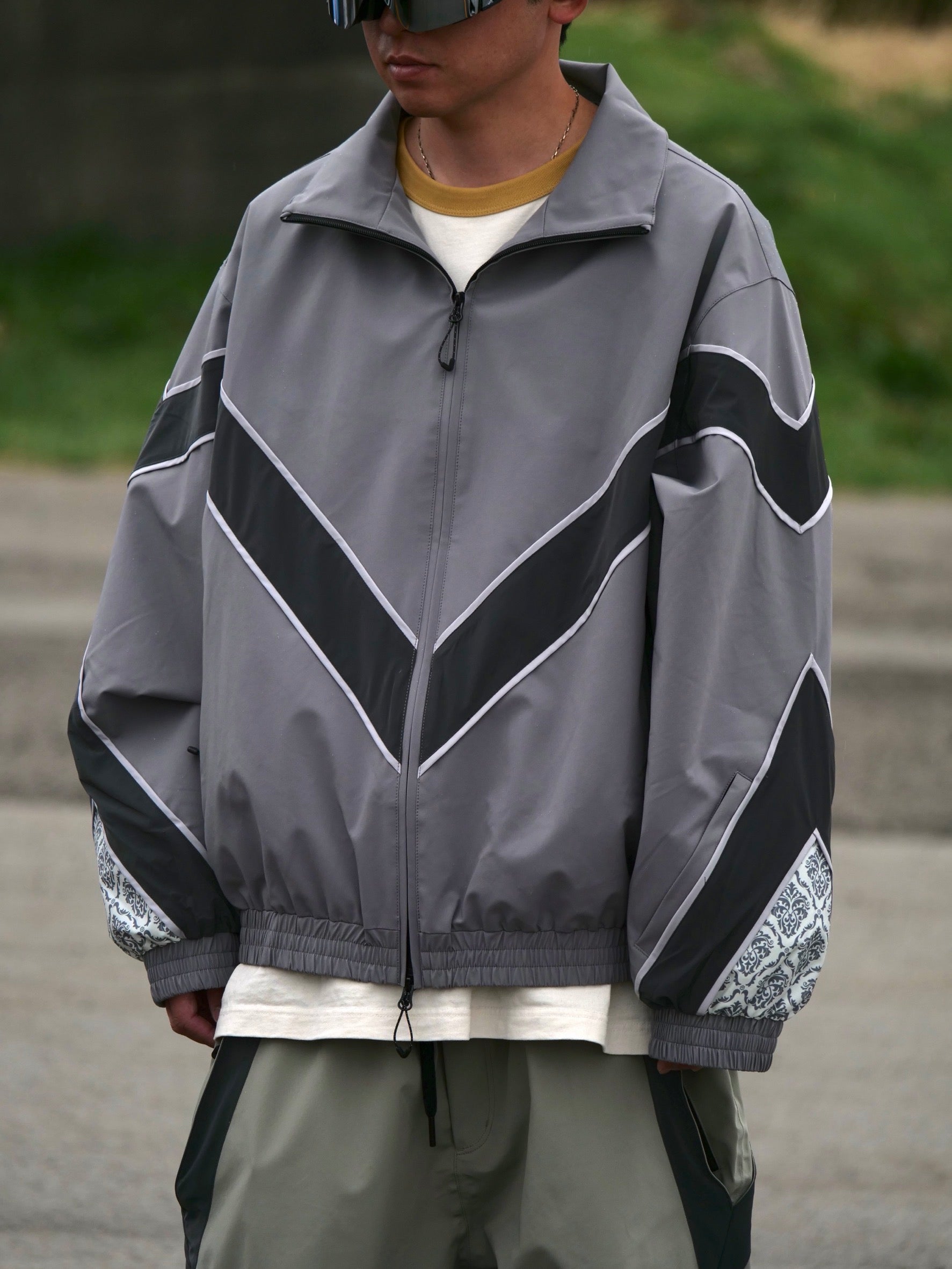 26-27 2L V-Line Snow Jacket