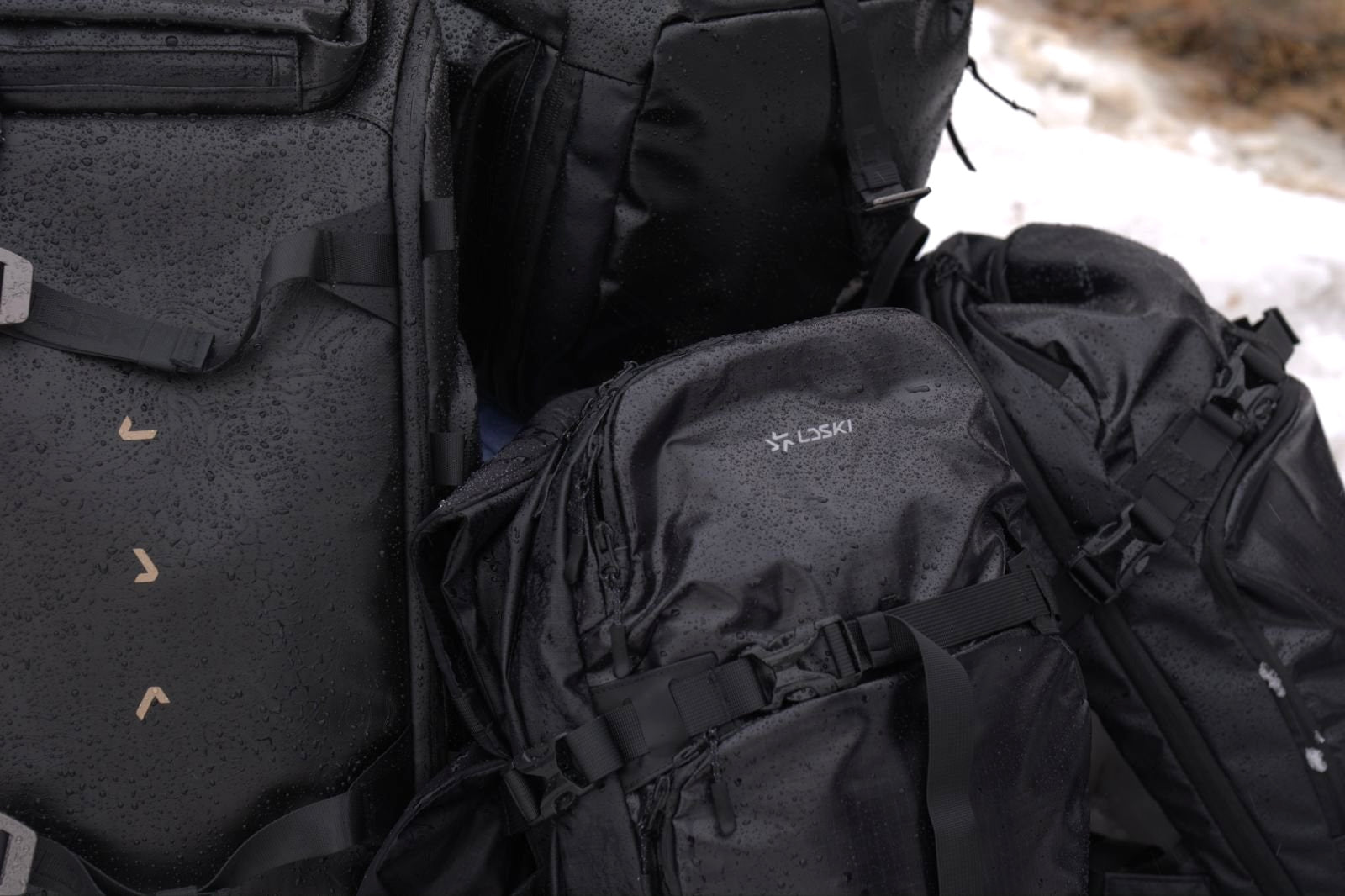 YETI バッグパック　LBG2415