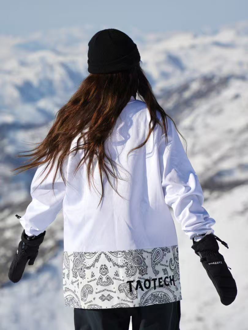 ロングスリーブＴ(ペイズリー切り替え)