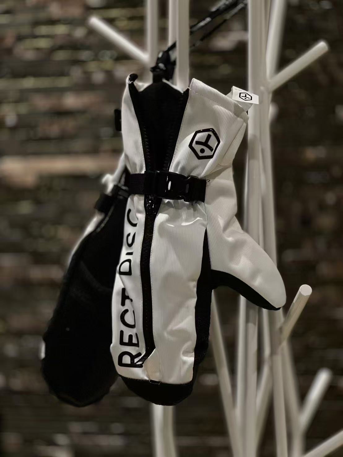 RECT DISCコラボ　ラントリグローブ