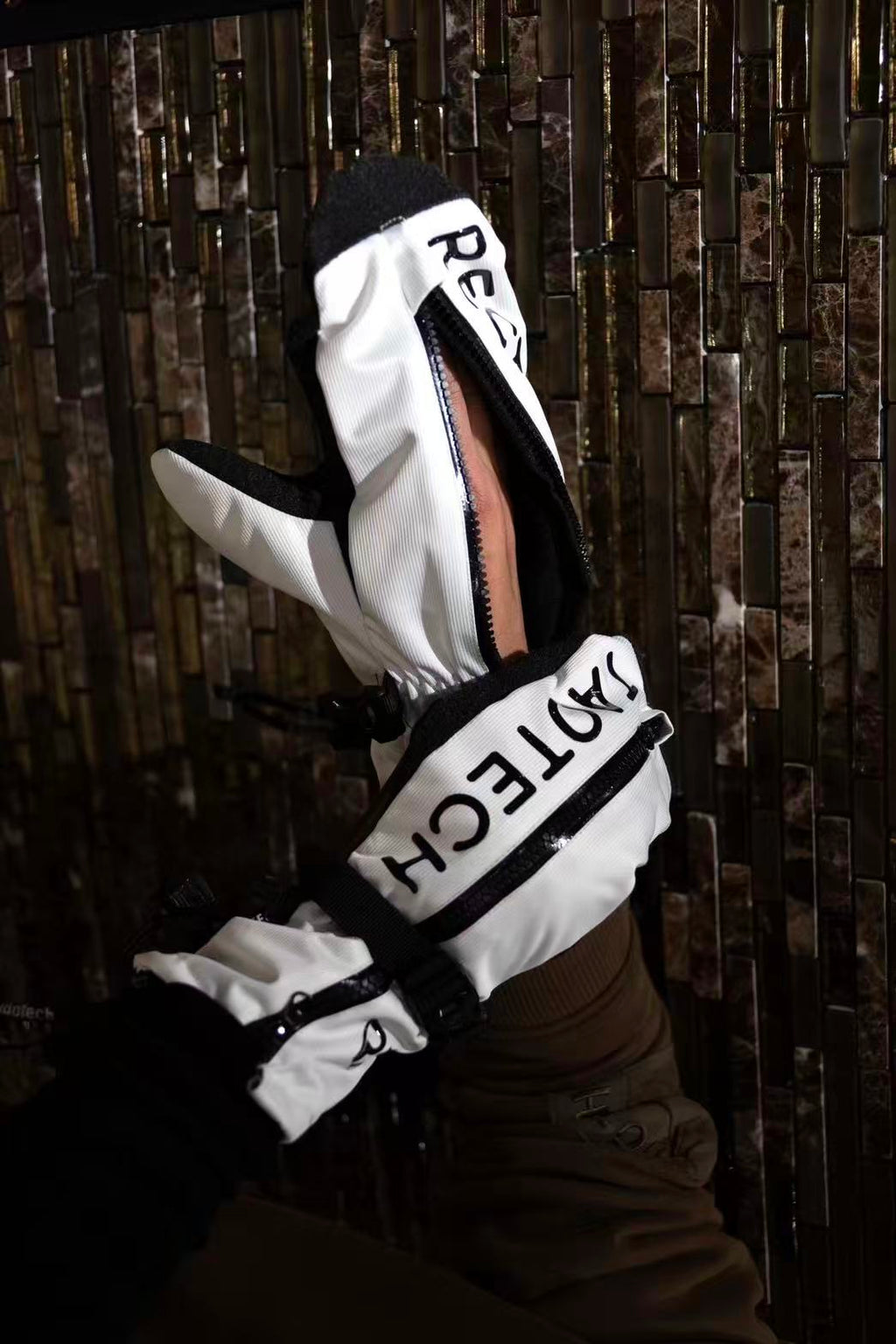 RECT DISCコラボ　ラントリグローブ