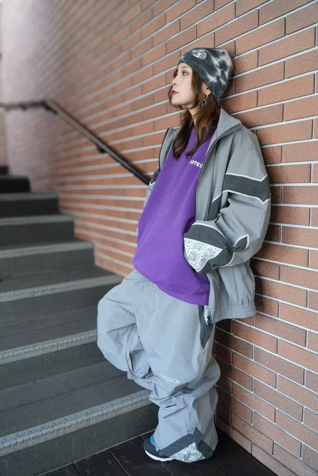 26-27　2L Vラインスノージャケット