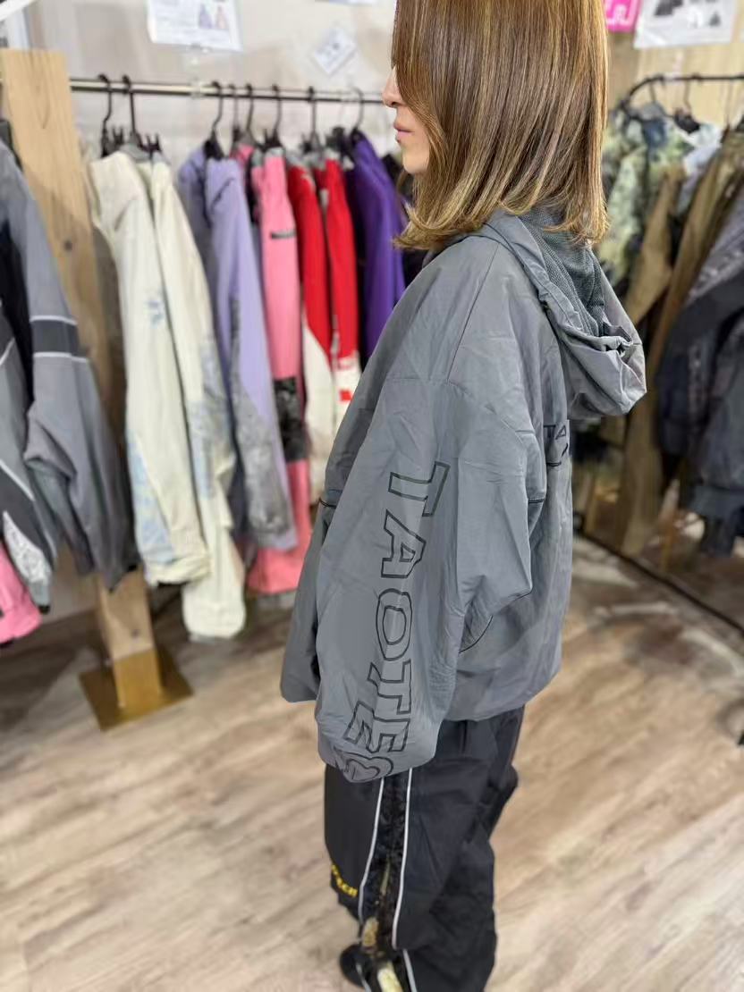 26-27 シャカシャカフーディー
