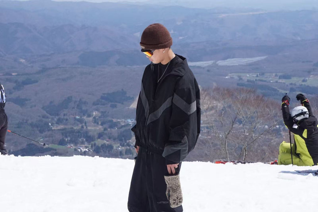 26-27 2L V-Line Snow Jacket