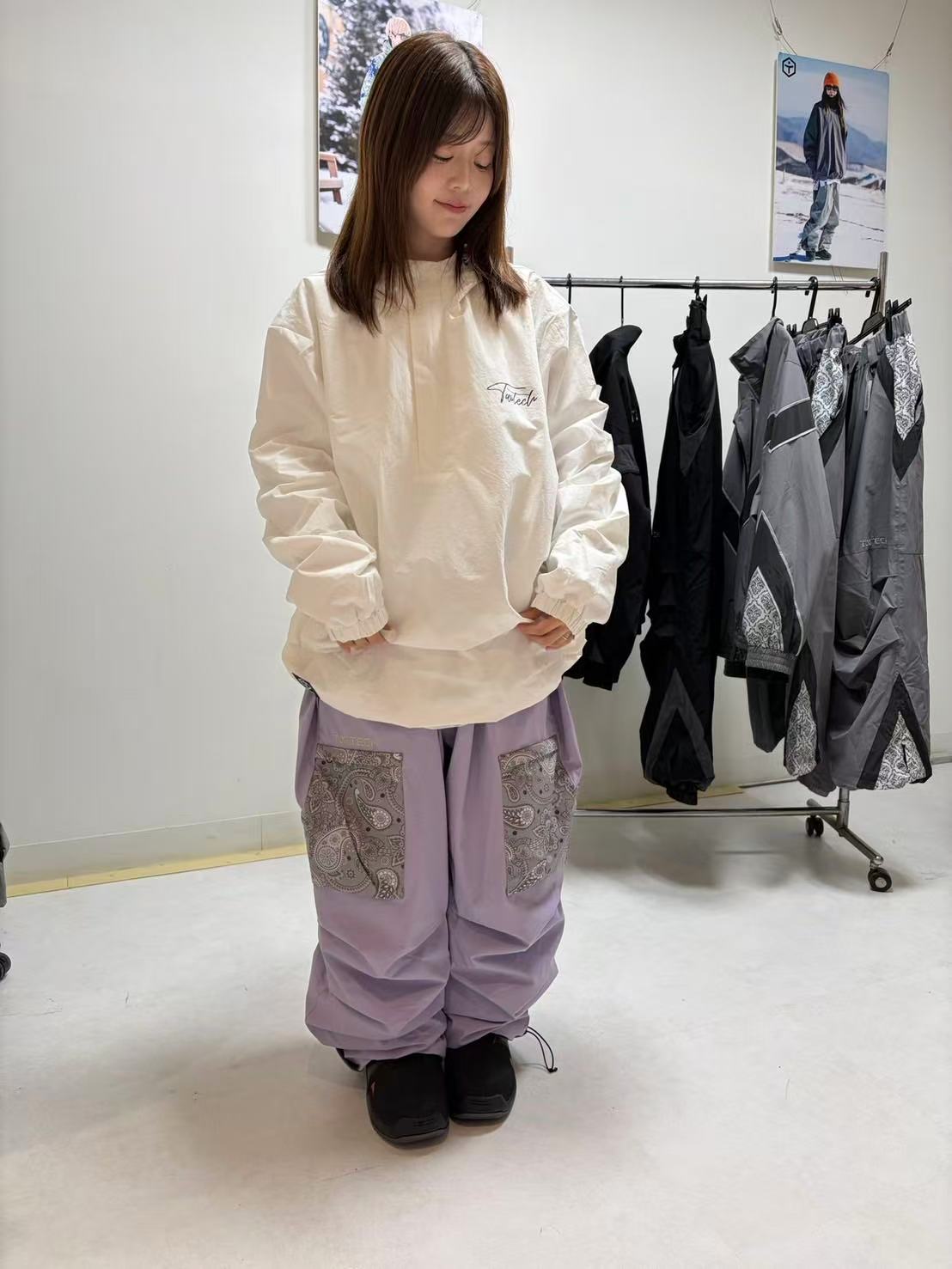 シャカシャカフーディー　ビッグロゴ