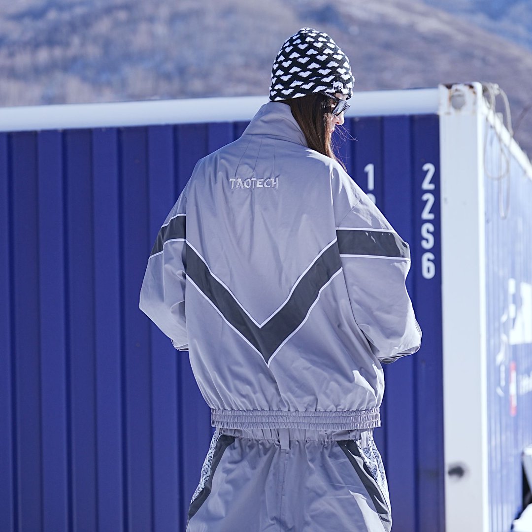 26-27　2L Vラインスノージャケット