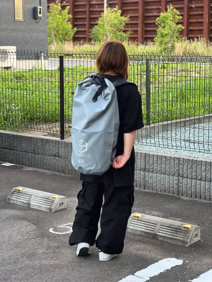 筒型防水バッグ