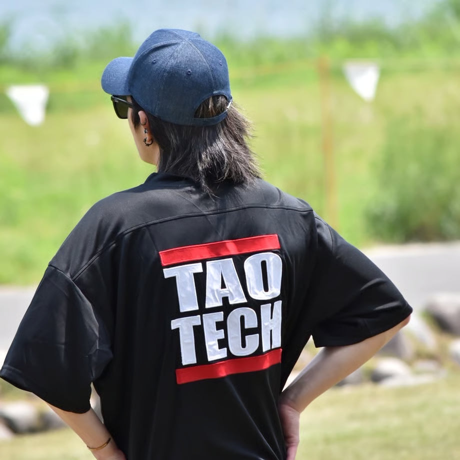 ドライTシャツ　ビッグロゴ
